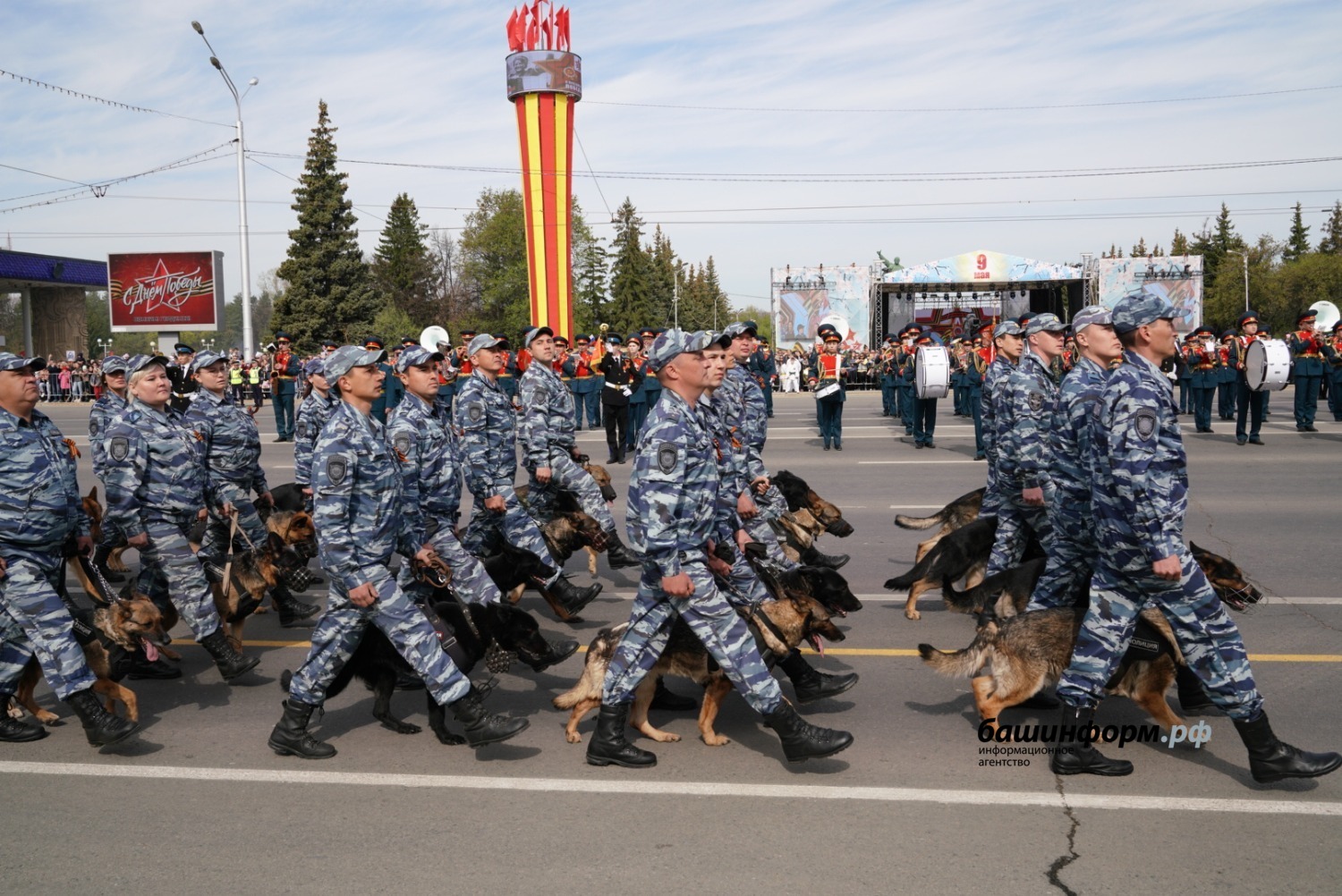 Олег Яровиков