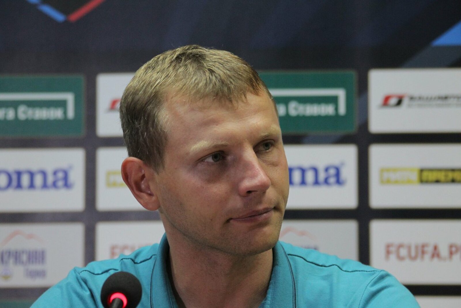 Олег Яровиков