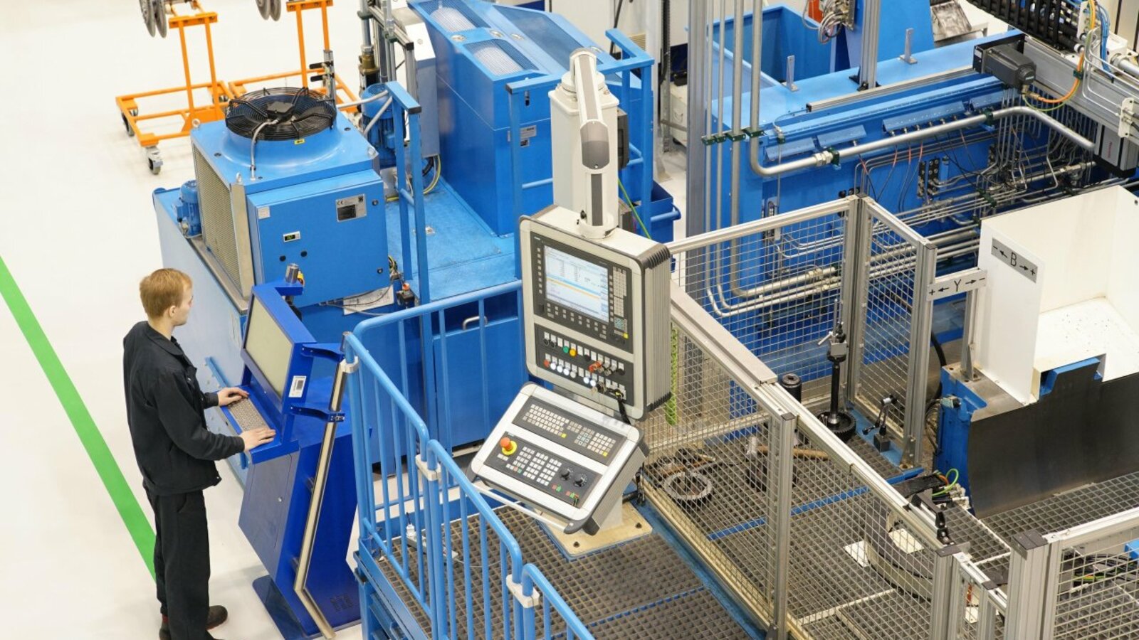 Олег Яровиков