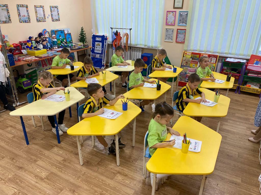 В Благовещенске прошел районный конкурс для дошкольников по изучению ПДД «Безопасное колесико - 2022»
