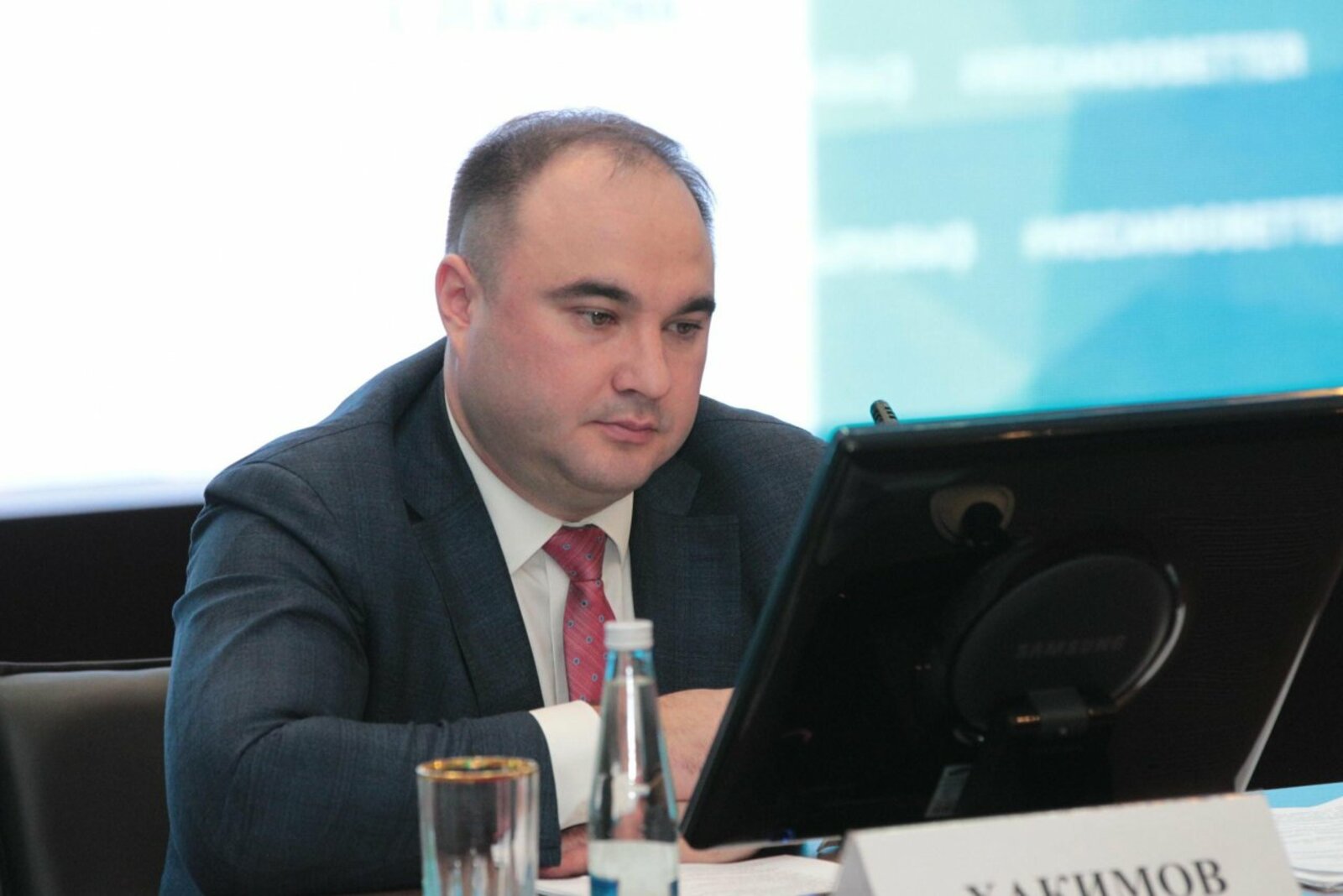 Олег Яровиков