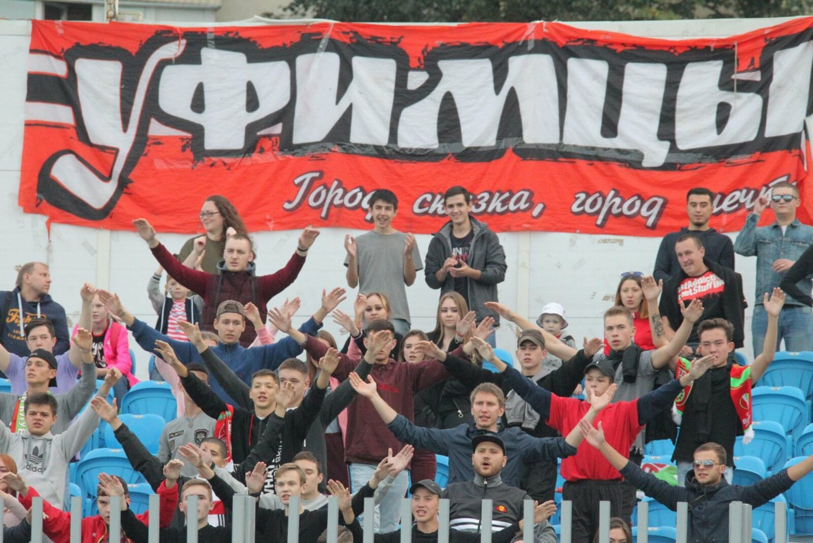 Олег Яровиков