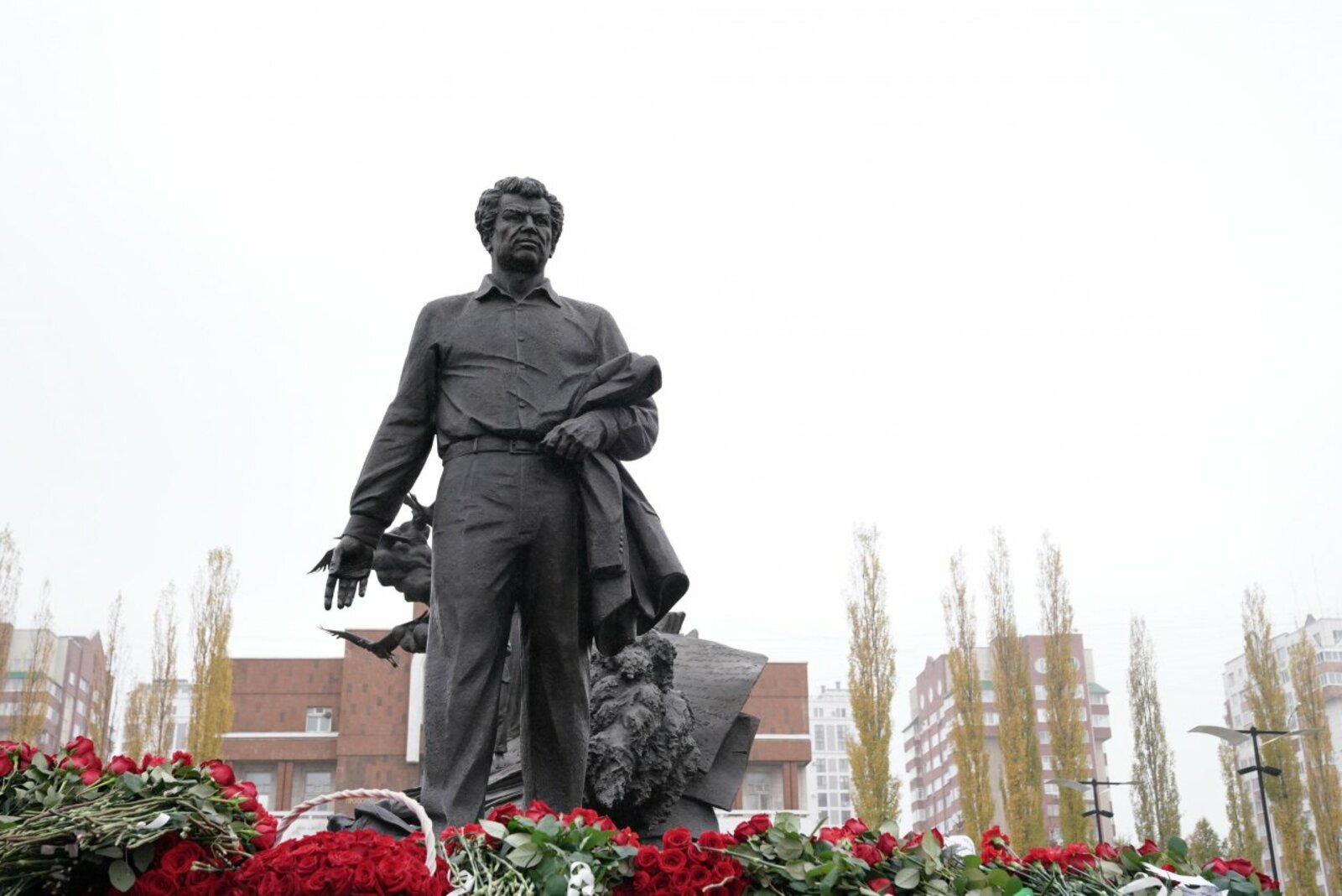 Олег Яровиков