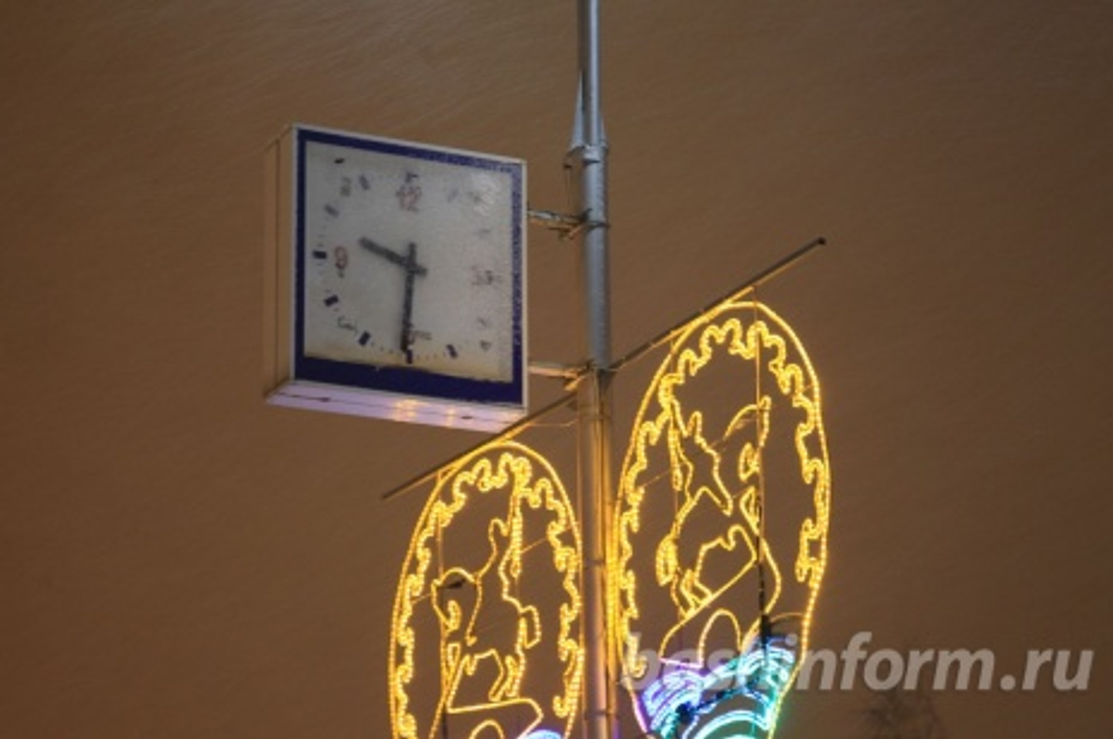 Олег Яровиков