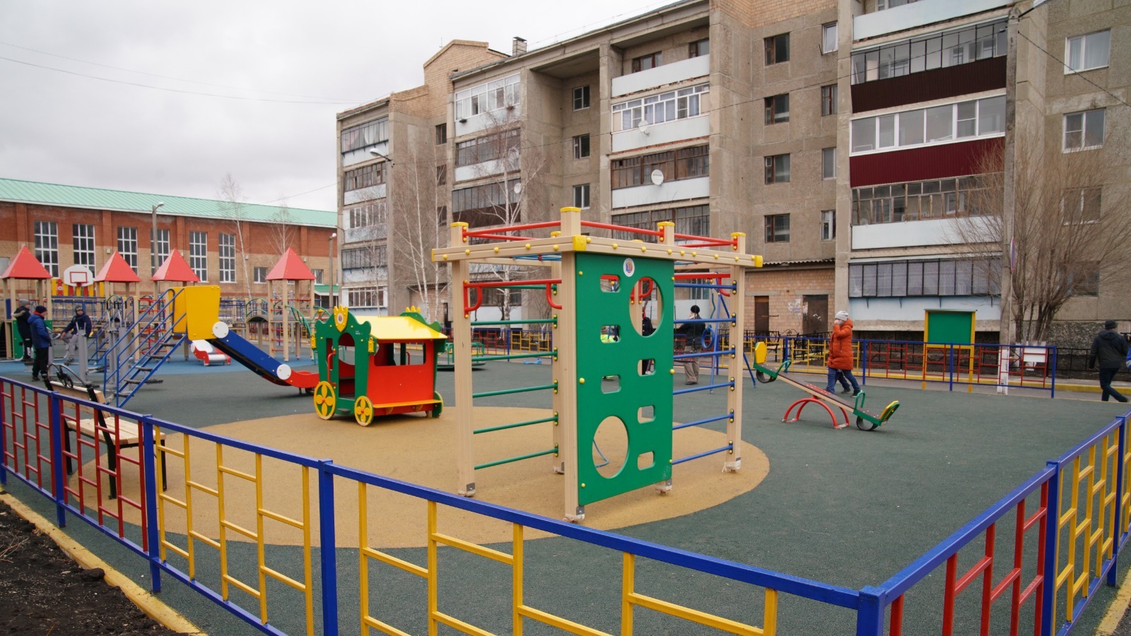 Олег Яровиков