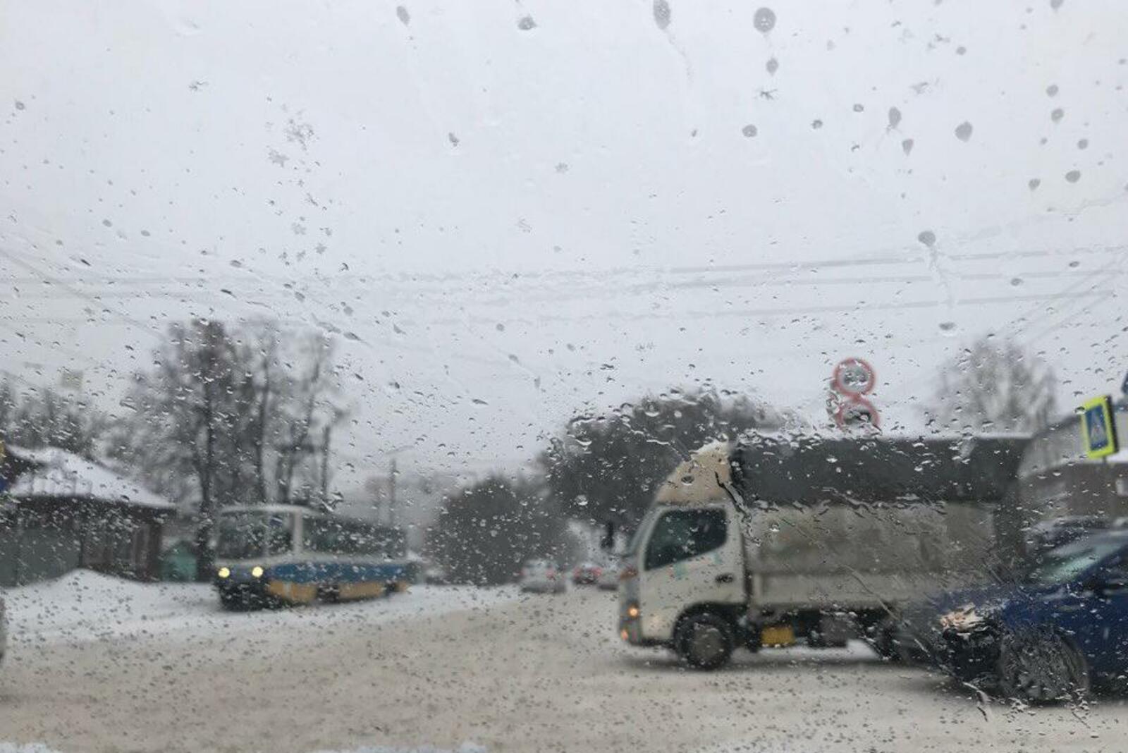 автор
