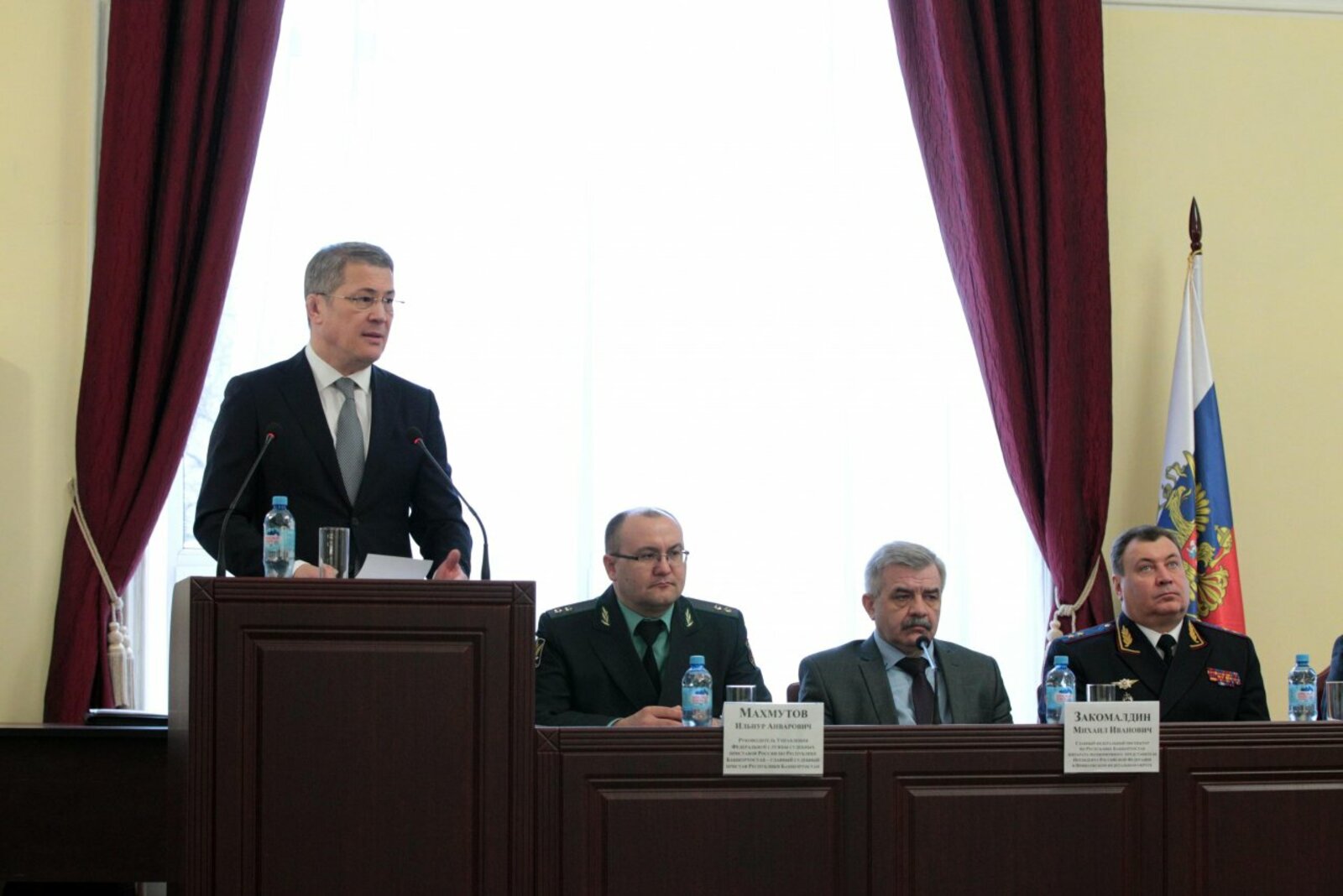 Олег Яровиков