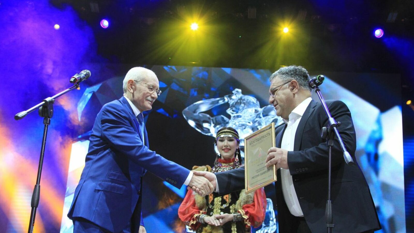 Олег Яровиков