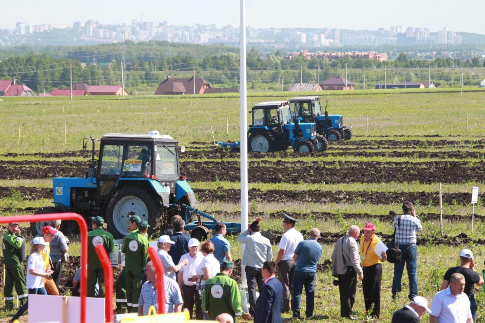 Олег Яровиков