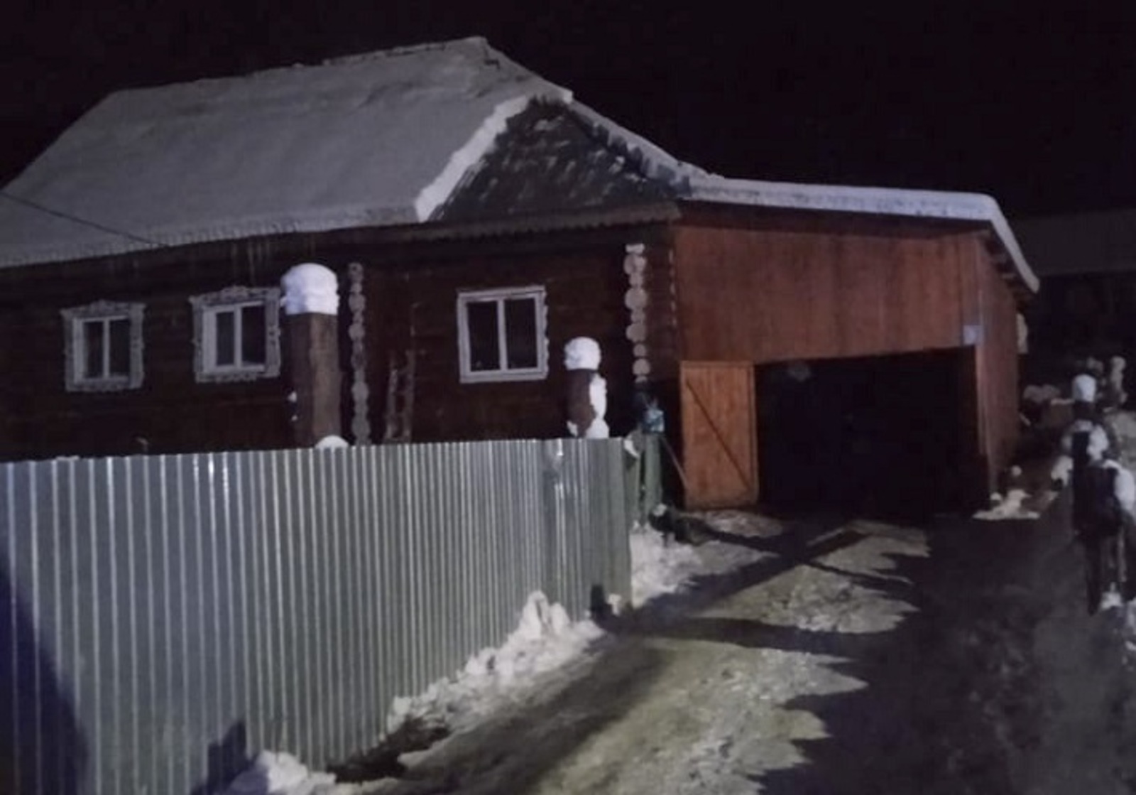 В Башкирии загорелся дом, где живут восемь детей