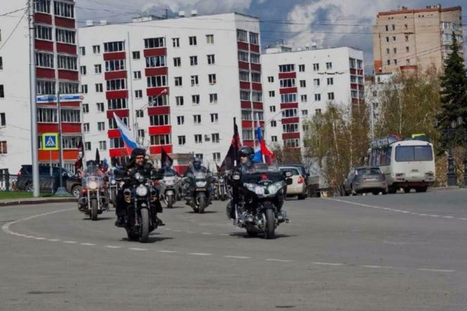организаторов